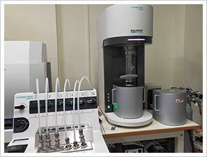 蒸気吸着量測定装置