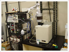 示差熱天秤1号 流通反応型の化学反応材料反応評価装置